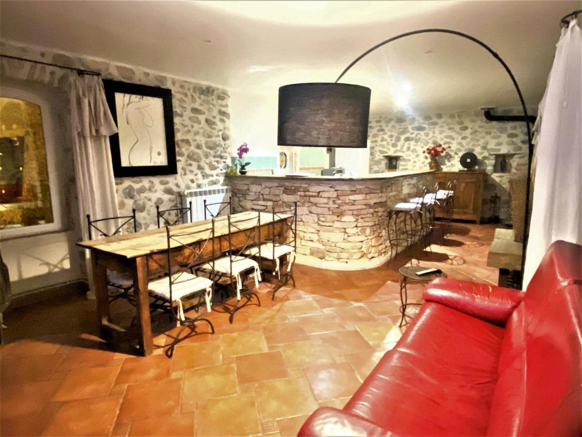 Gite De Groupe 9Ch Ou 3 Gites Independants De 3Ch - Patio Et Piscine Interieure Chauffee Toute L'Annee Vallon-Pont-dʼArc Exterior foto